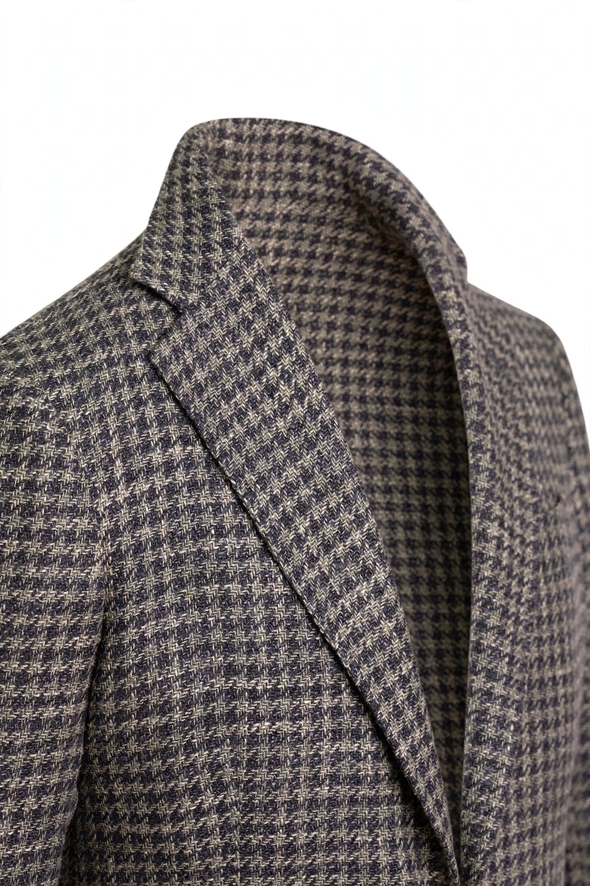 Sartorio Houndstooth Virgin Wool-Silk-Cotton Sport Jacket